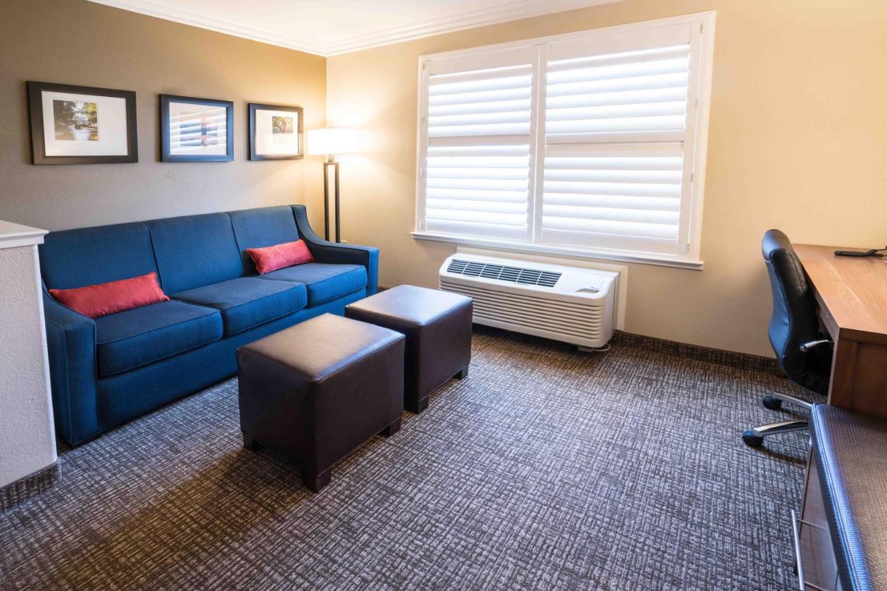 Comfort Suites Fresno River Park Exterior foto